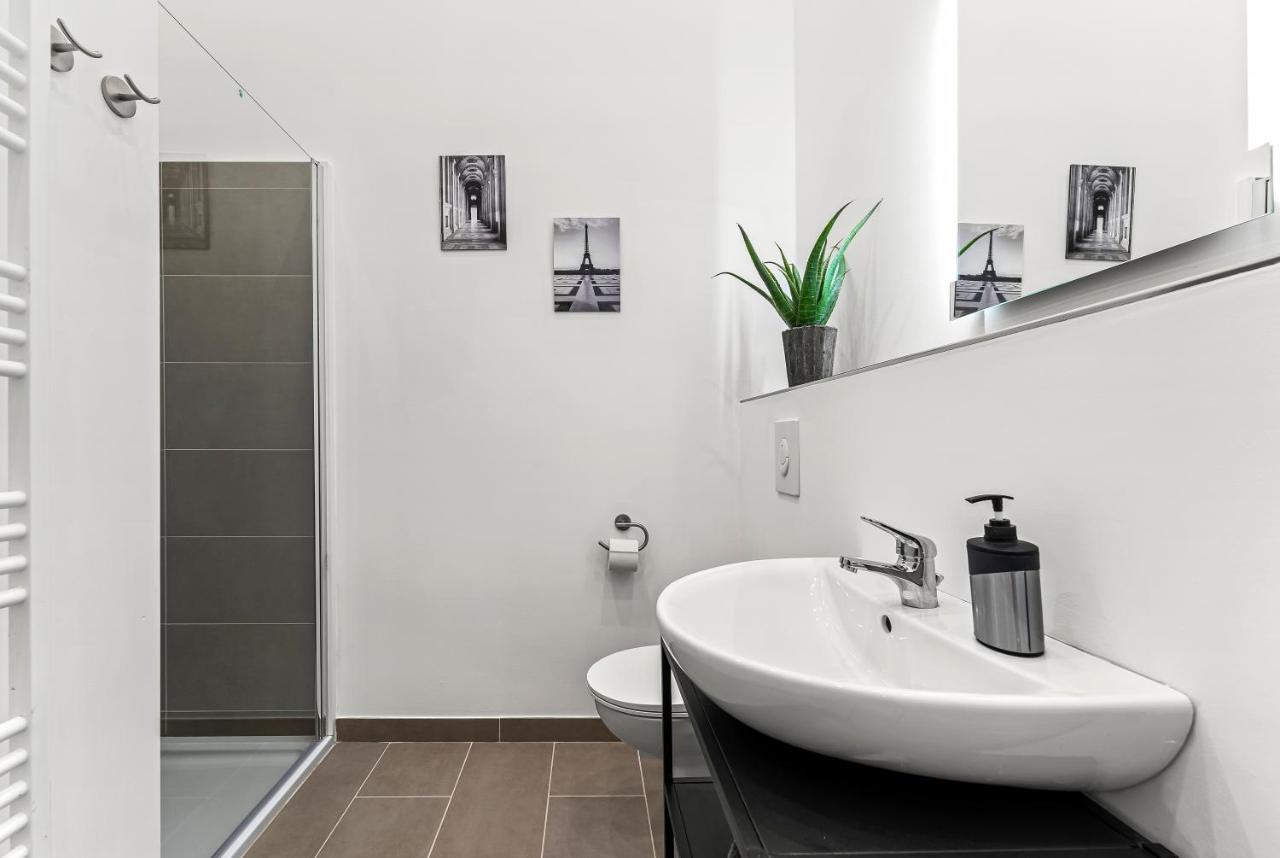 The Mierendorf Hinterhaus, 2 Bed Up To 4 People Appartement Berlijn